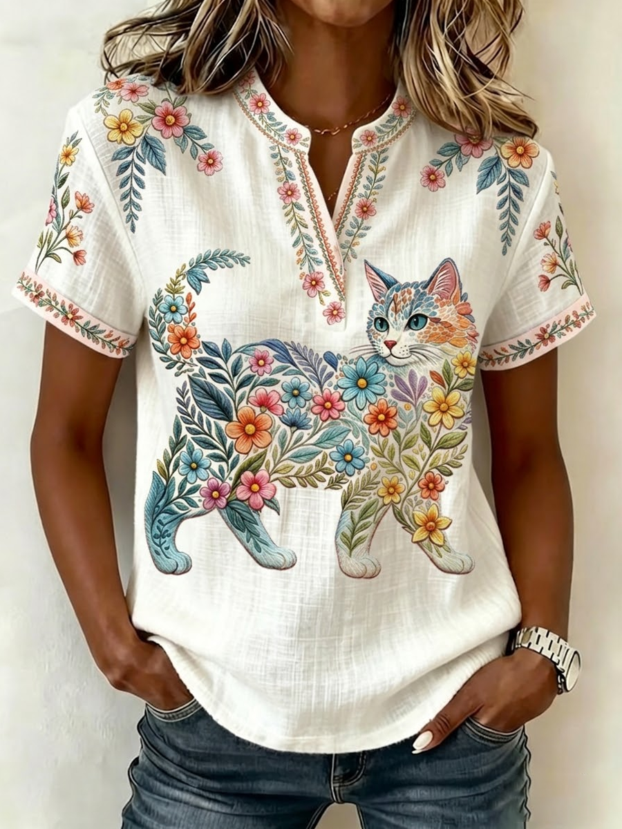 Damescasualtop met bloemen- en kattenprint en V-hals