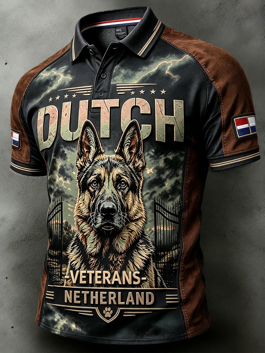 Herenpolo in casual patchworkstijl met hondenprint uit de Nederlandse veteranenwerkkledingcollectie