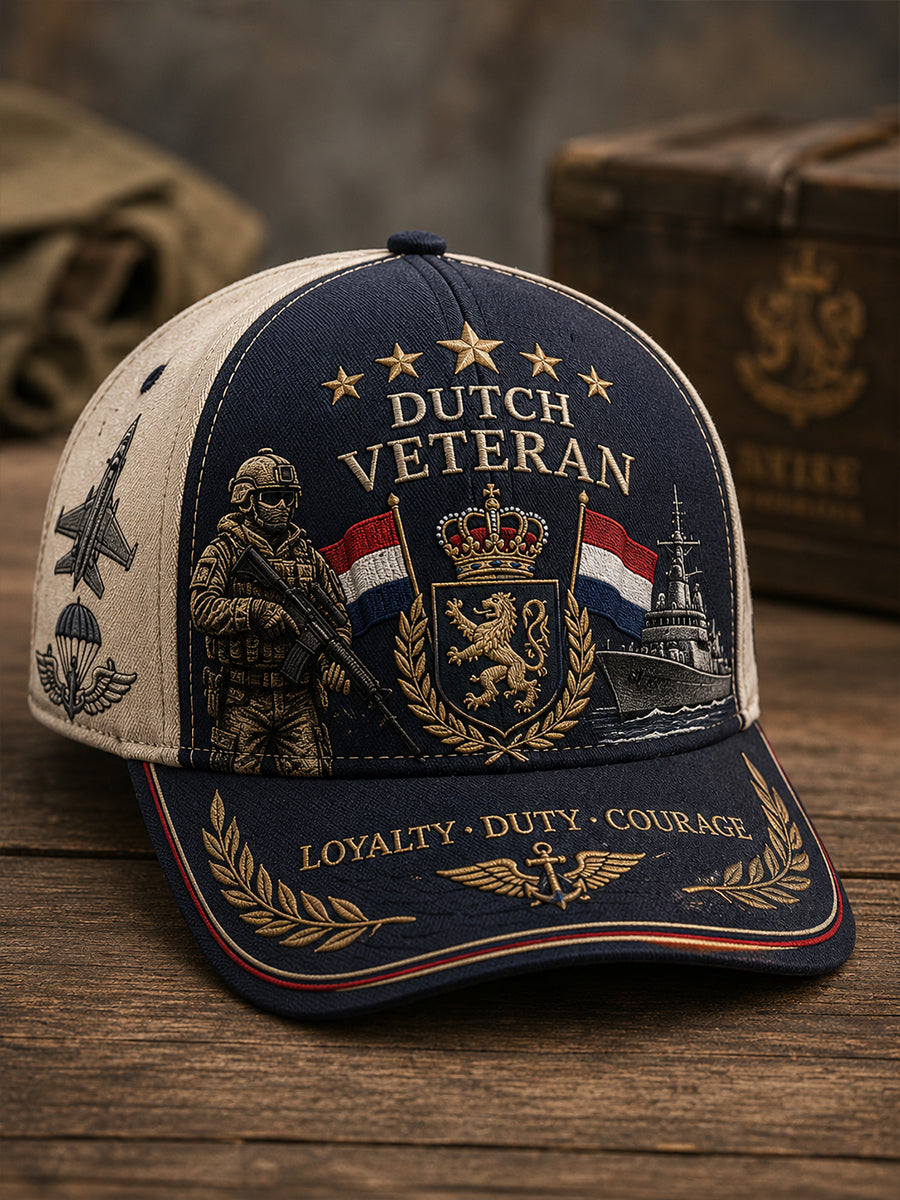 Herenhathoed in vintagestijl met militair geïnspireerde print