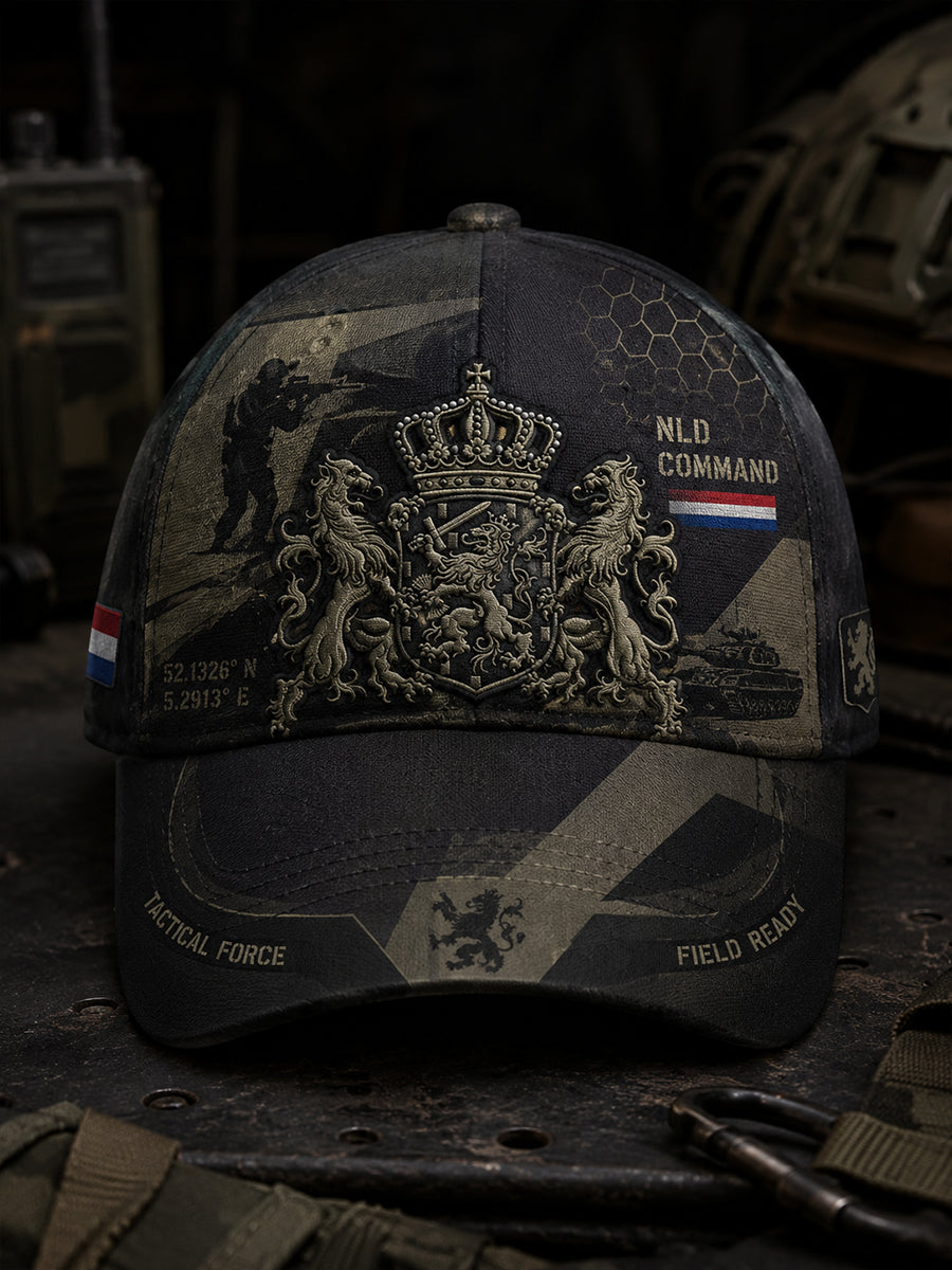Herenhathoed in vintagestijl met militair geïnspireerde print