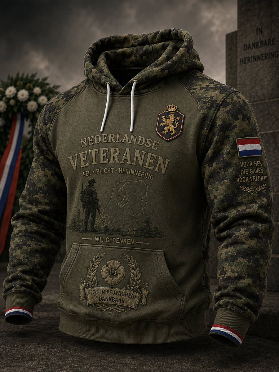 Herenhoodie in vintagecamouflage met lange mouwen en herdenkingsprint voor veteranen