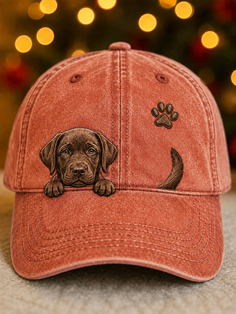Schattige Labrador Retriever die om het hoekje gluurt en pootafdrukken uniseks muts