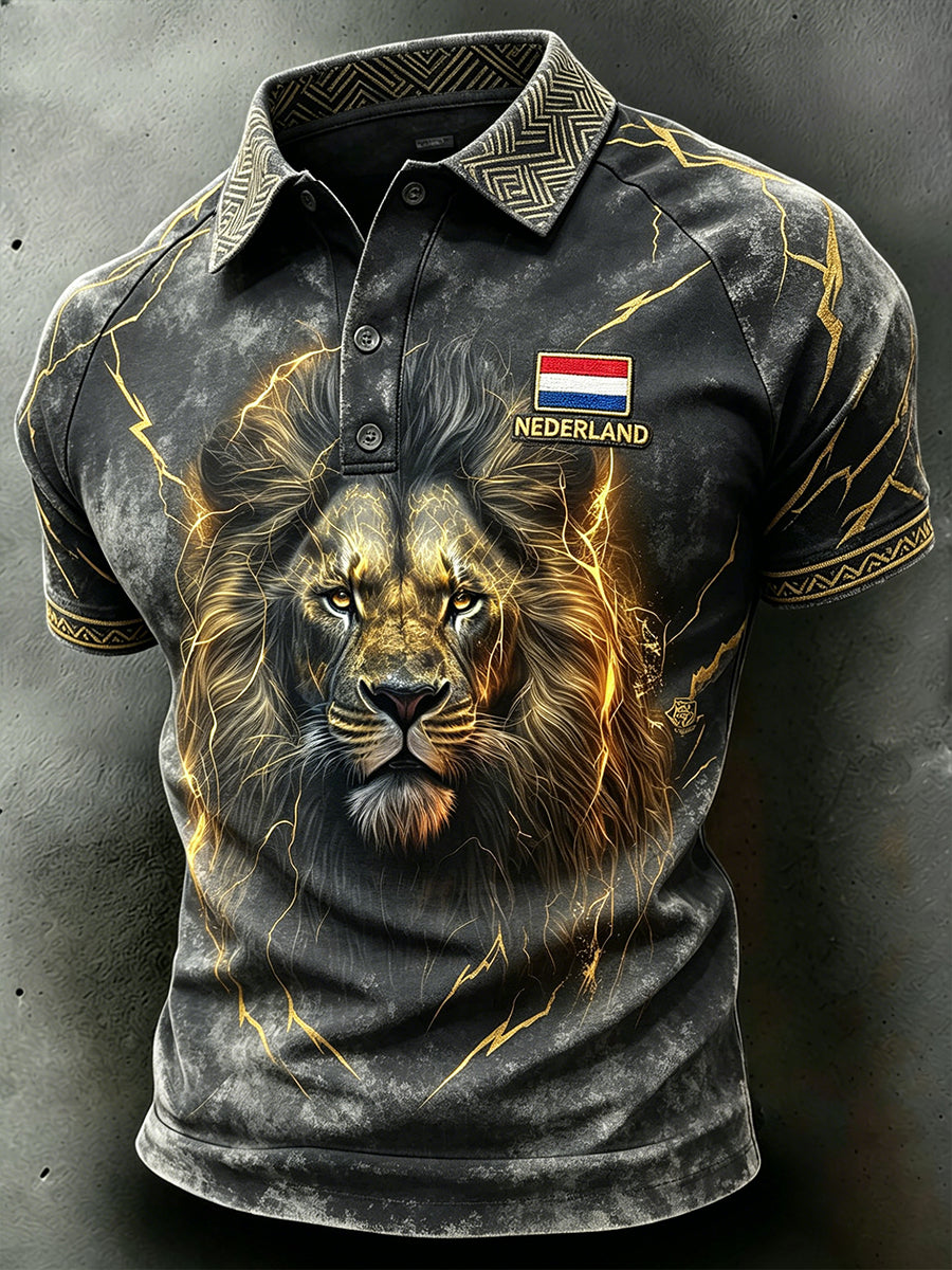 Herenpolo met versleten bliksemschicht- en leeuwenprint en raglanmouwen