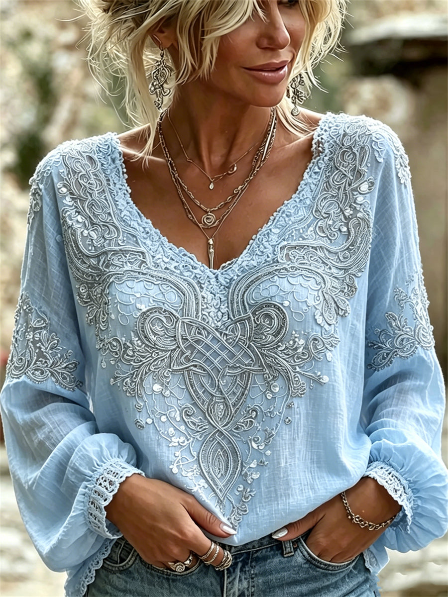 Damesstijlvolle vikingse katoenen-linnen blouse met Keltisch knoopmotief en bloemenkantprint