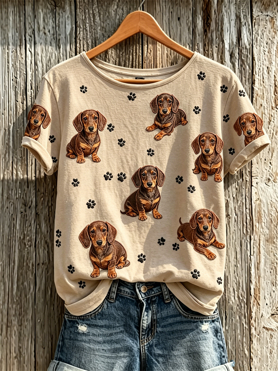 Dameshond Dogs & Paw Prints met patroonprint T-shirt met korte mouwen