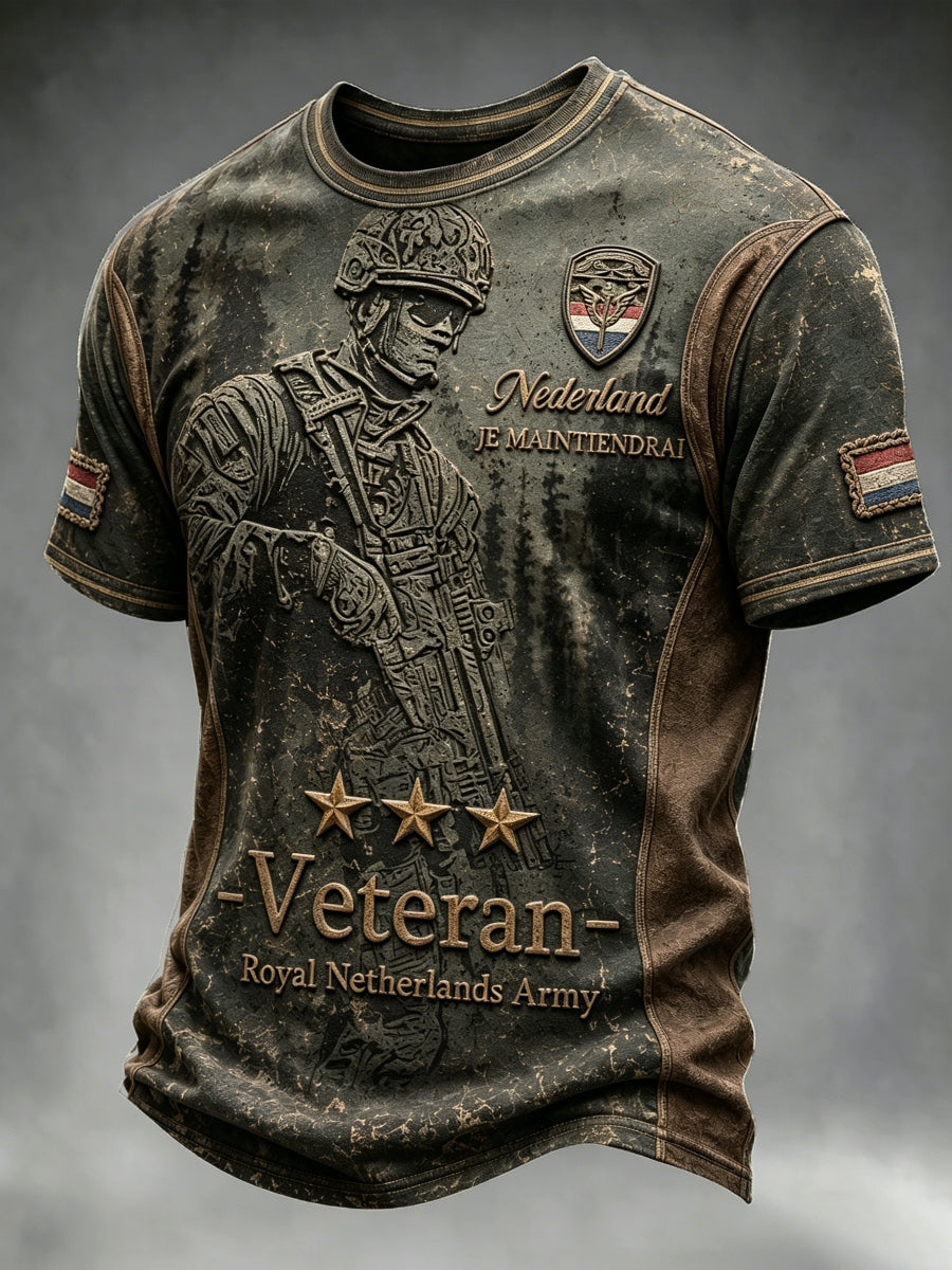 Casual t-shirt voor heren in vintagestijl met Nederlandse militaire camouflage, patchwork en print