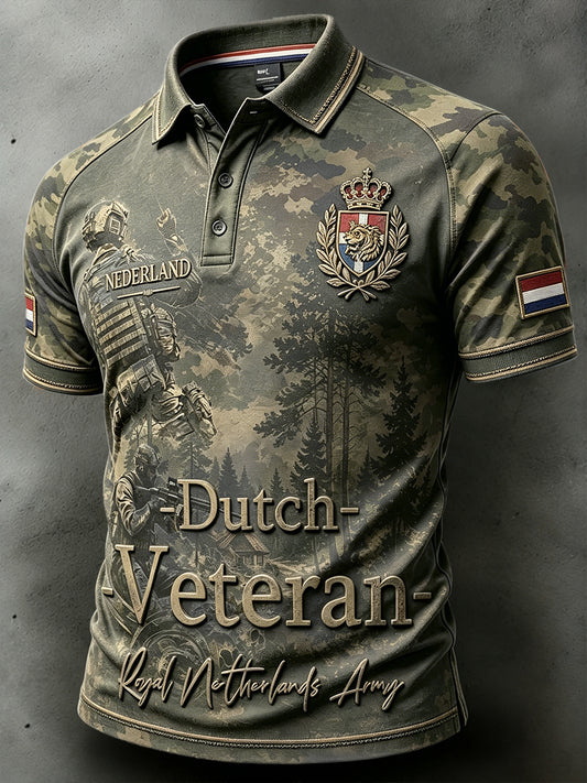 Herenpolo in retrocamouflagestijl, geïnspireerd op het Nederlandse leger, met casual pasvorm