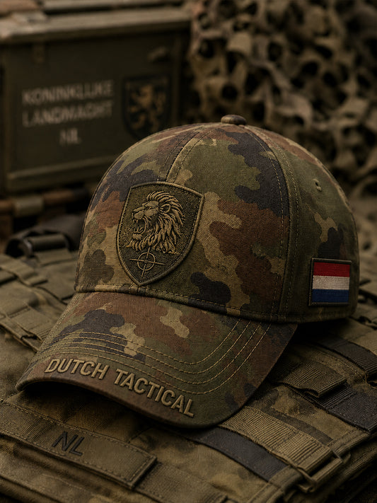 Herenpet in vintage camouflagestijl met militaire print
