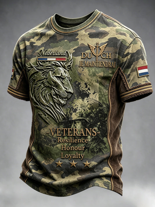 Heren T-shirt in retrocamouflage met Nederlandse veteraanleeuwprint, patchworkstijl, casual