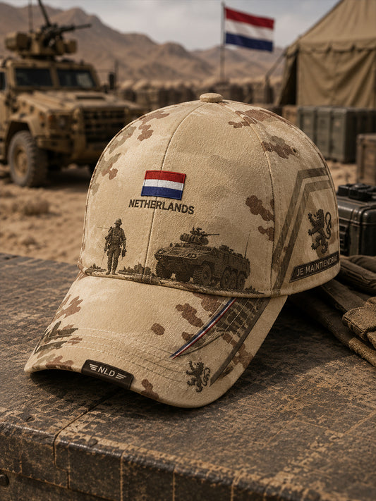 Muts met militaire print in vintagestijl