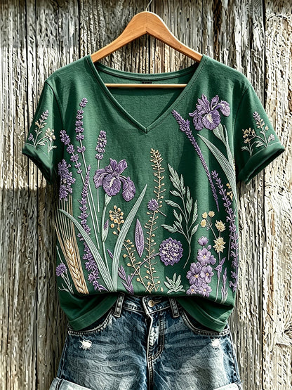 Paars T-shirt voor dames met een print van planten en bloemen, in casual stijl