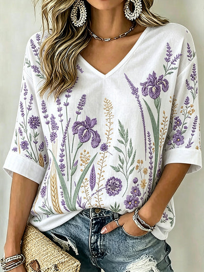 Paars t-shirt voor dames met plantenpatroon, middellange mouwen en V-hals