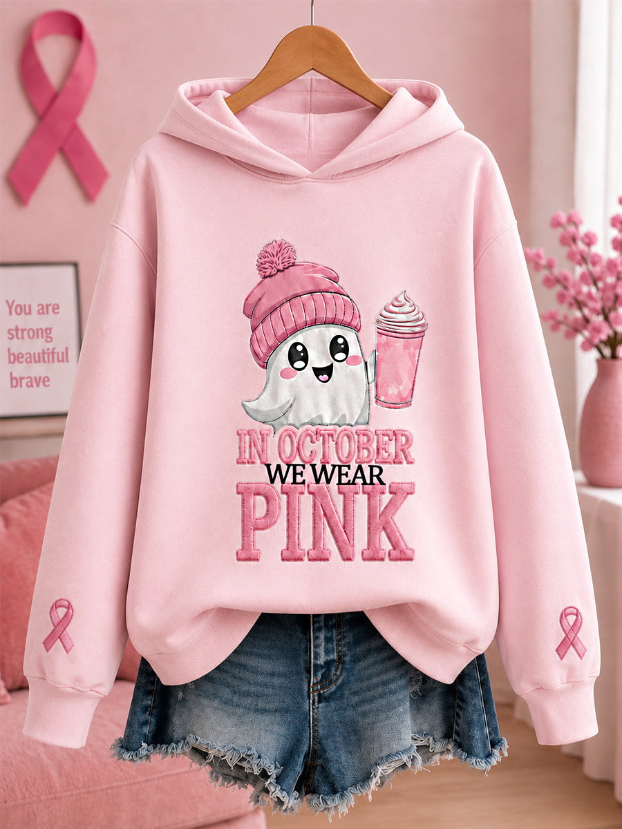 Dameshoodie met roze spookprint voor borstkankerbewustwording, ‘In oktober dragen we roze’ Halloween-stijl